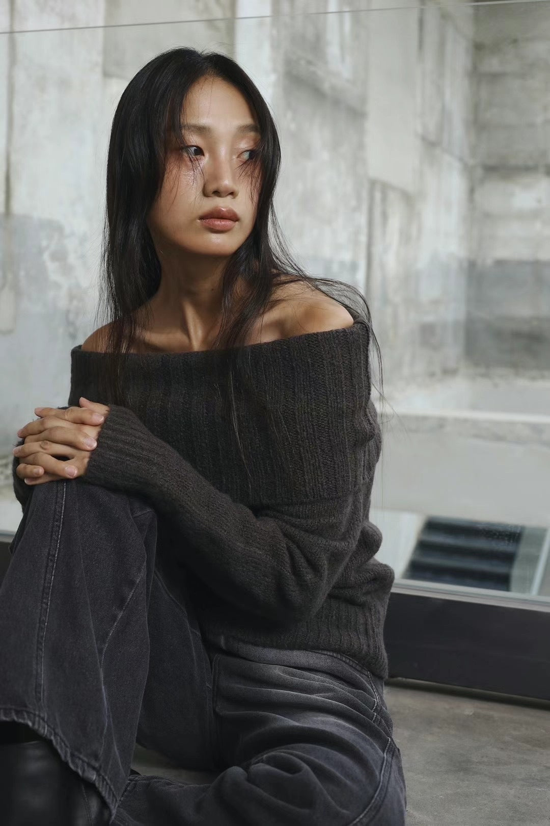 Off the shoulder knitted top