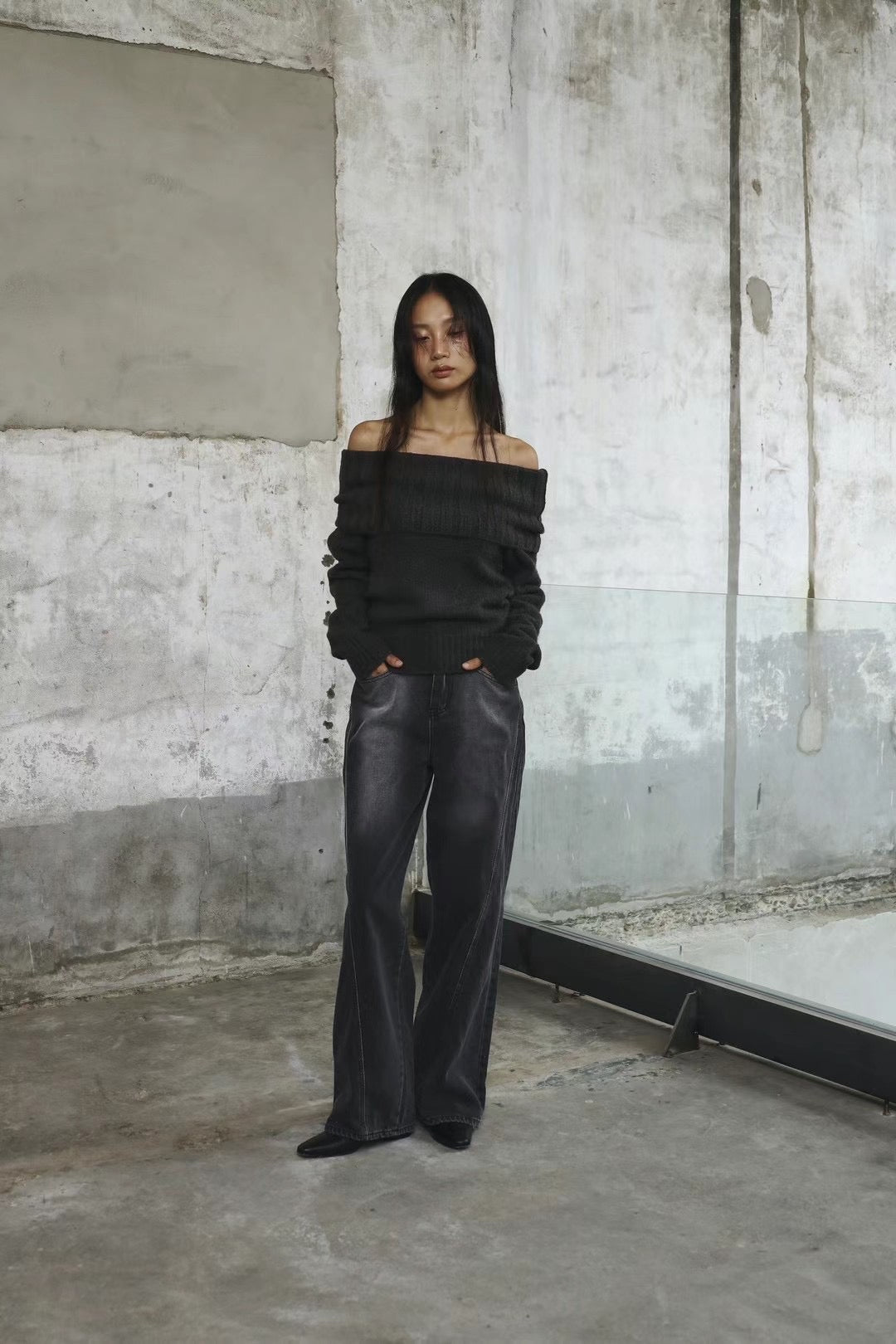 Off the shoulder knitted top