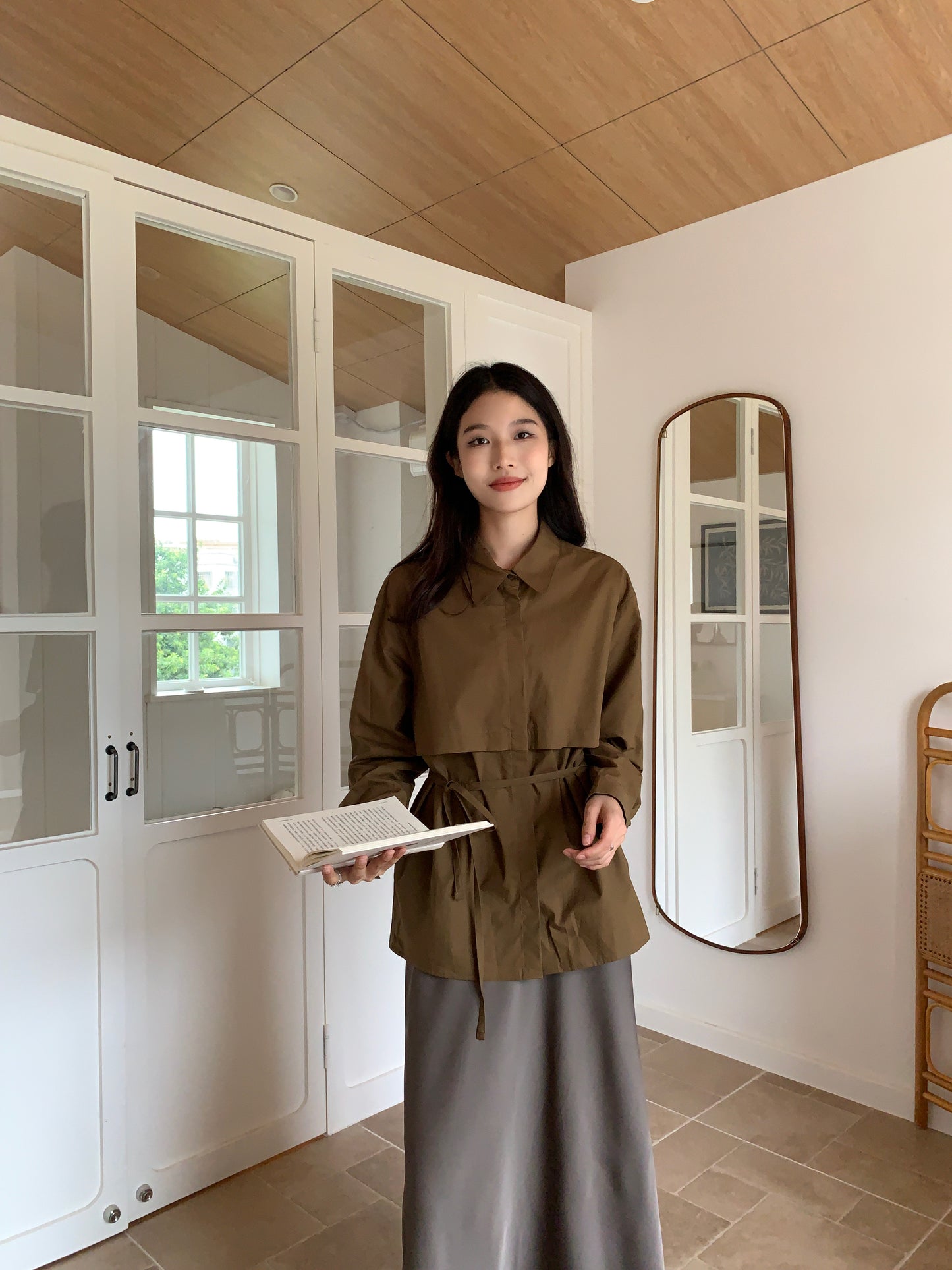 Multi-layered rope lining shirt.