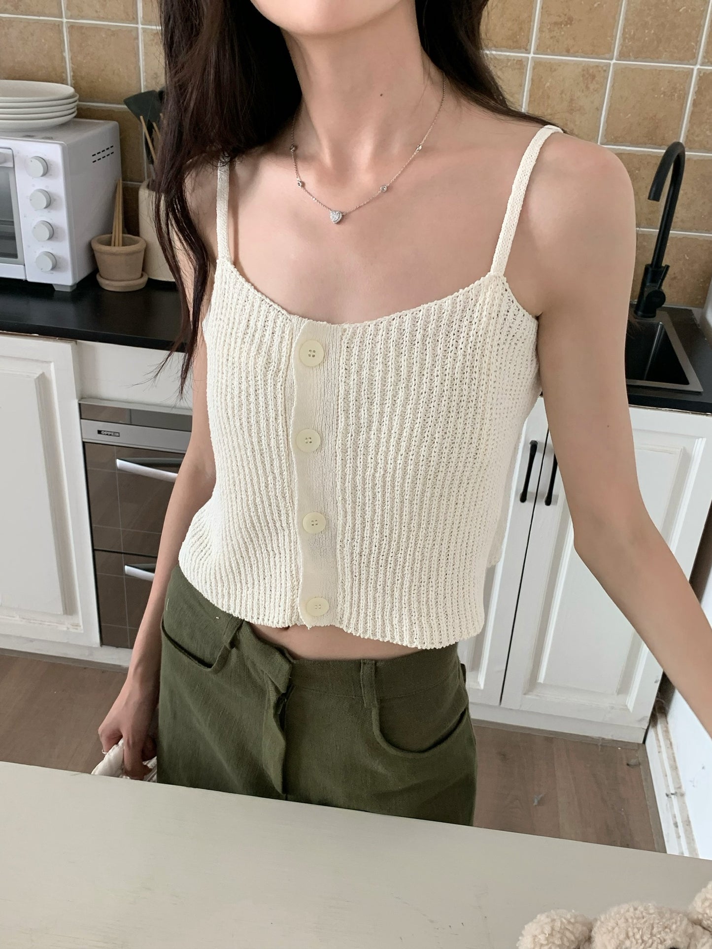 H02121 Gentle knitted camisole
