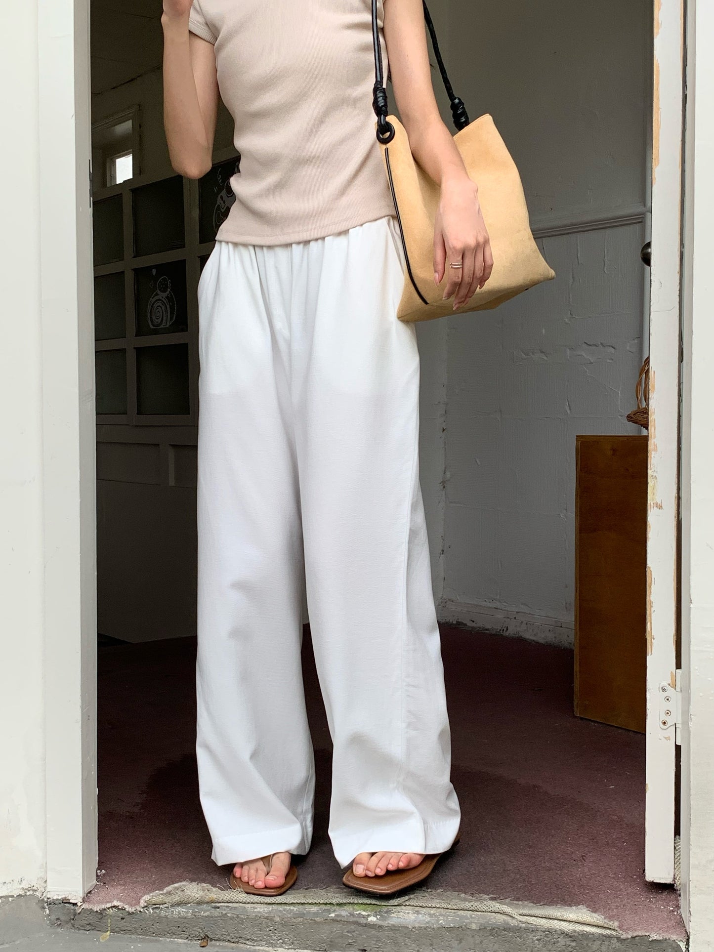 H02132 Slim elastic waist wide leg pants