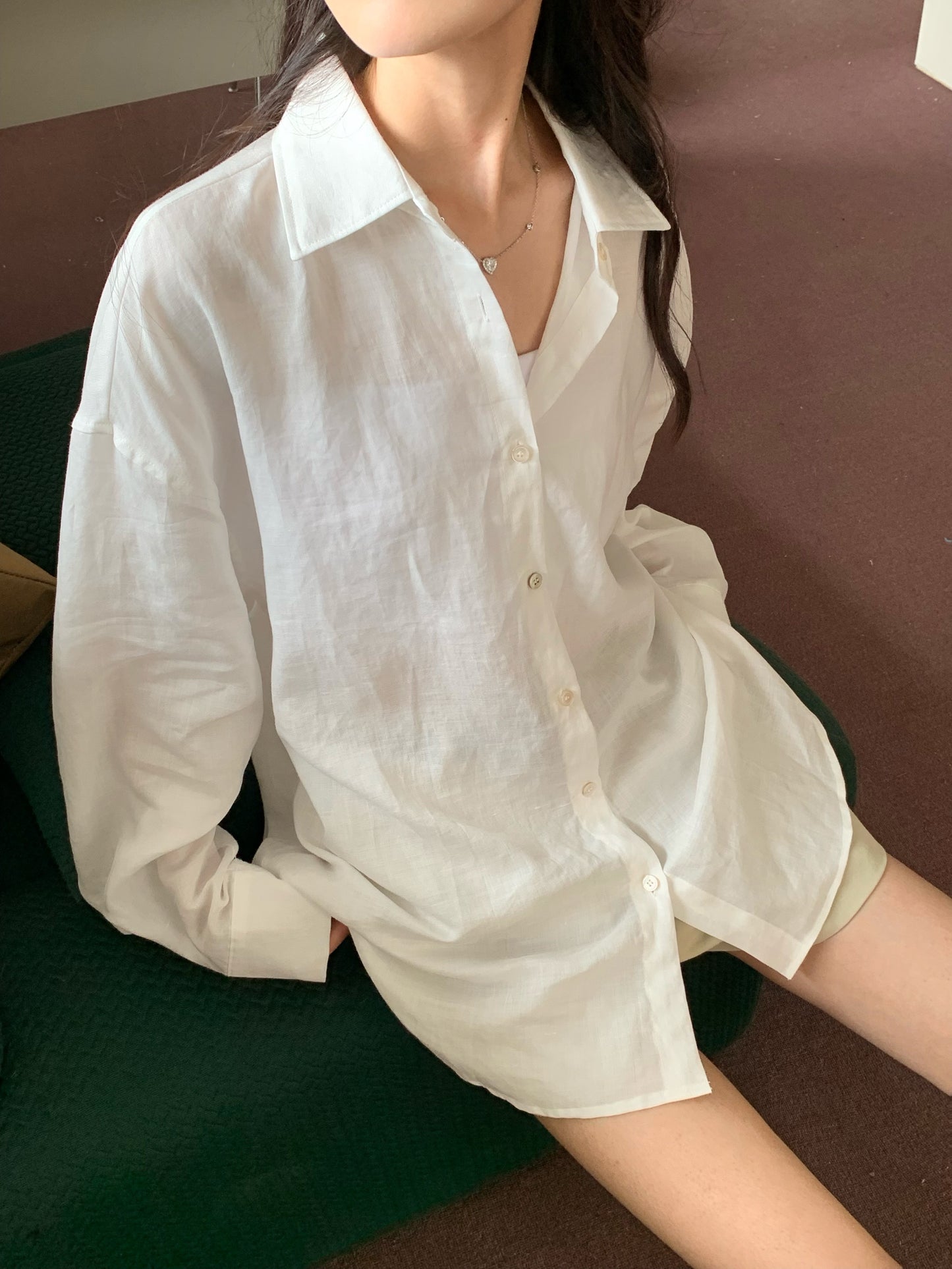 H02127 Lazy back knot shirt