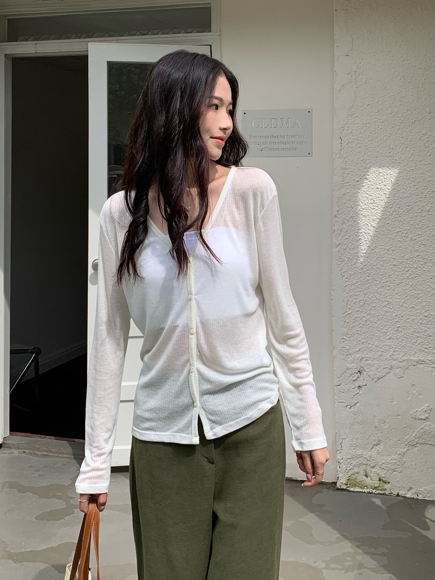 H02134 Sheer sun protection cardigan