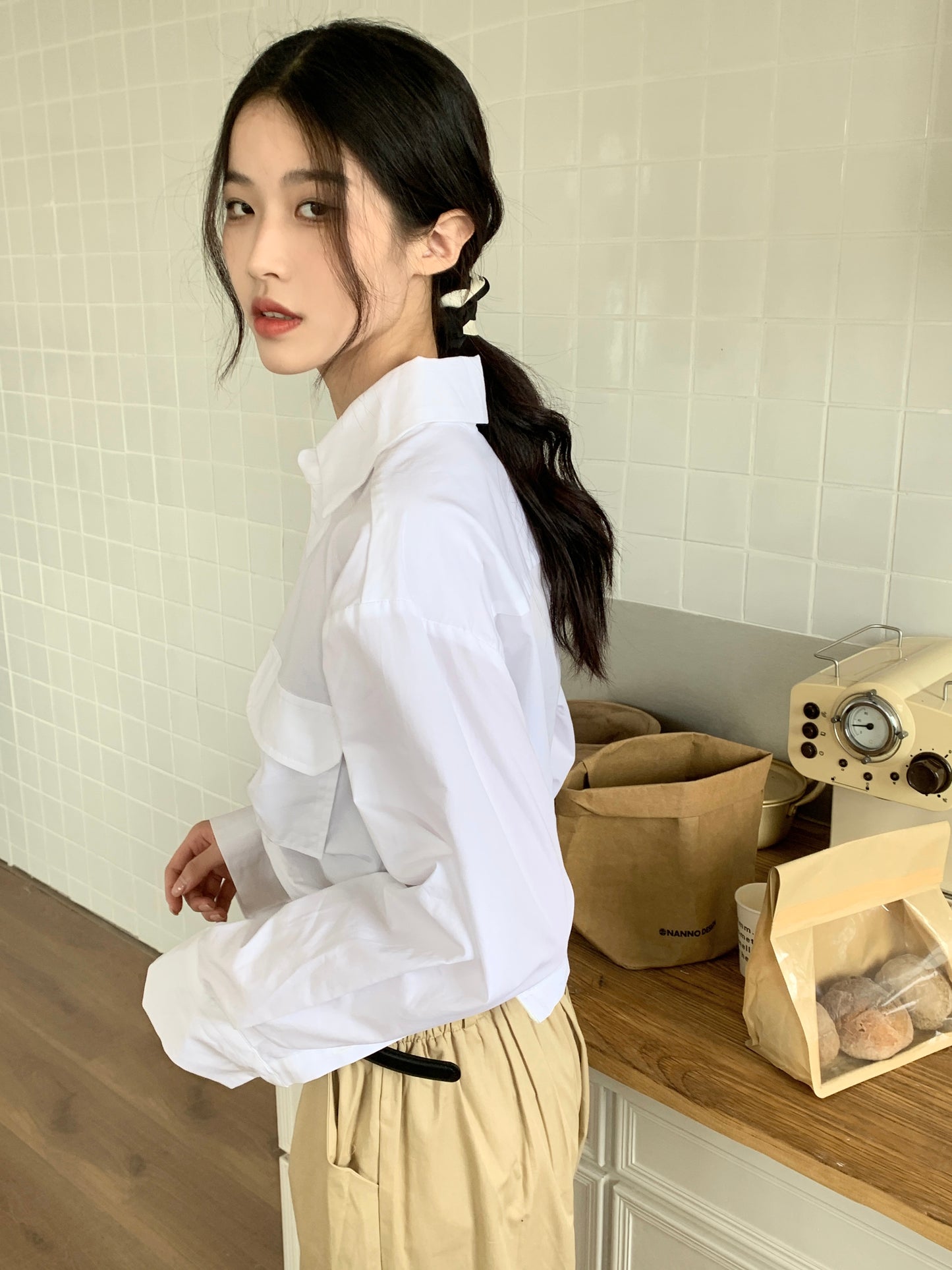 H01232 Double pocket twisted shirt