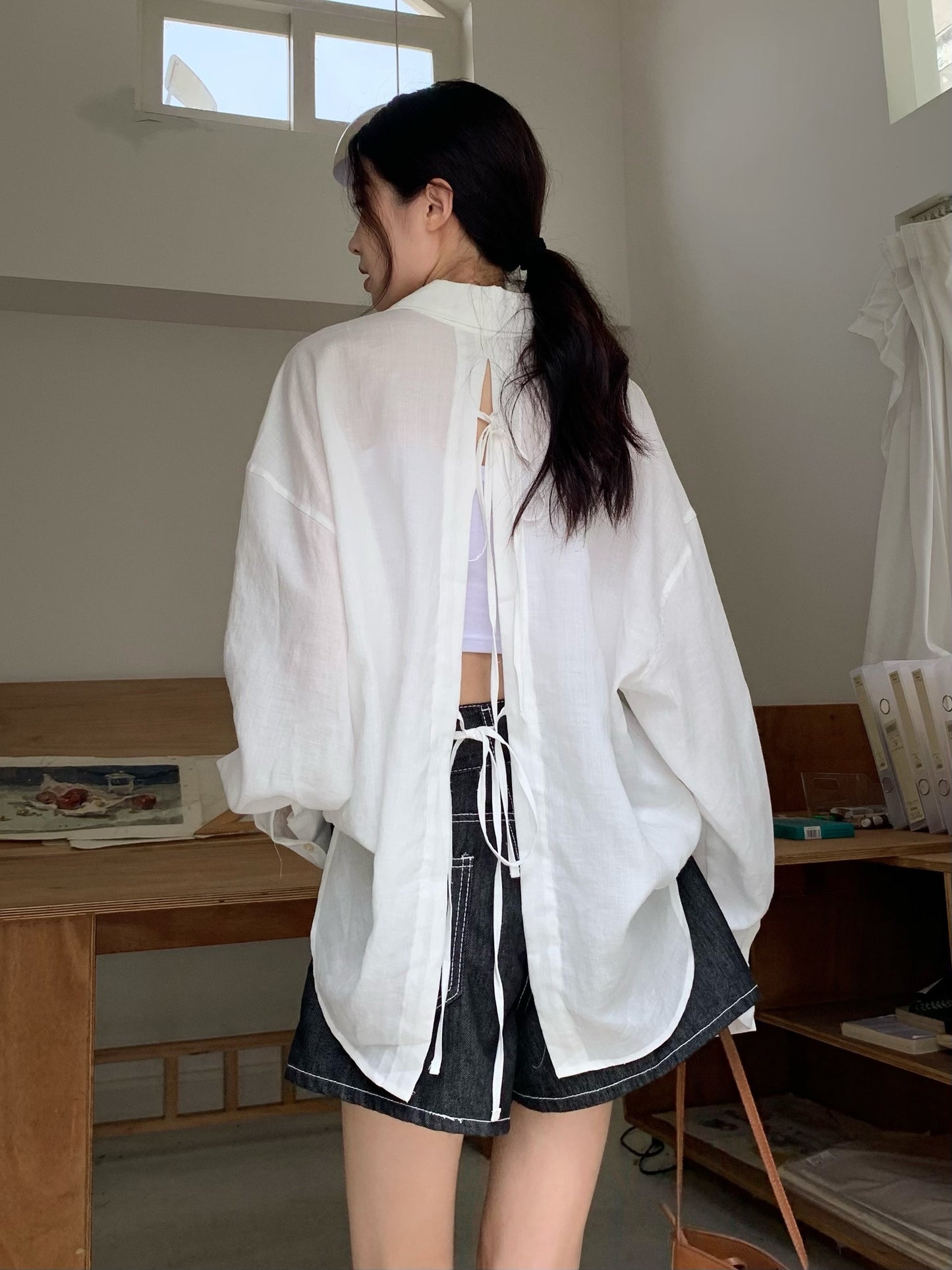 H02127 Lazy back knot shirt