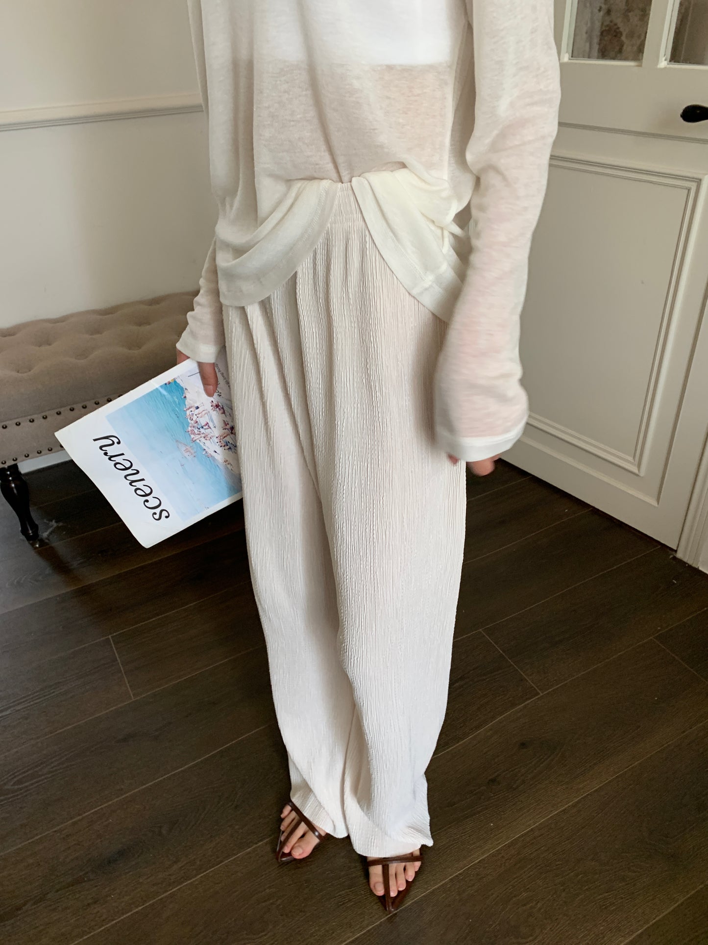 H01253 Textured casual trousers