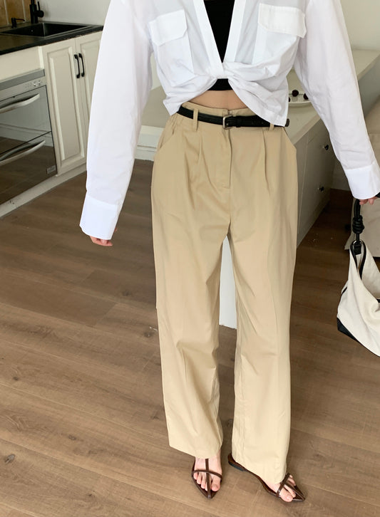 H01231 Straight trousers with belt